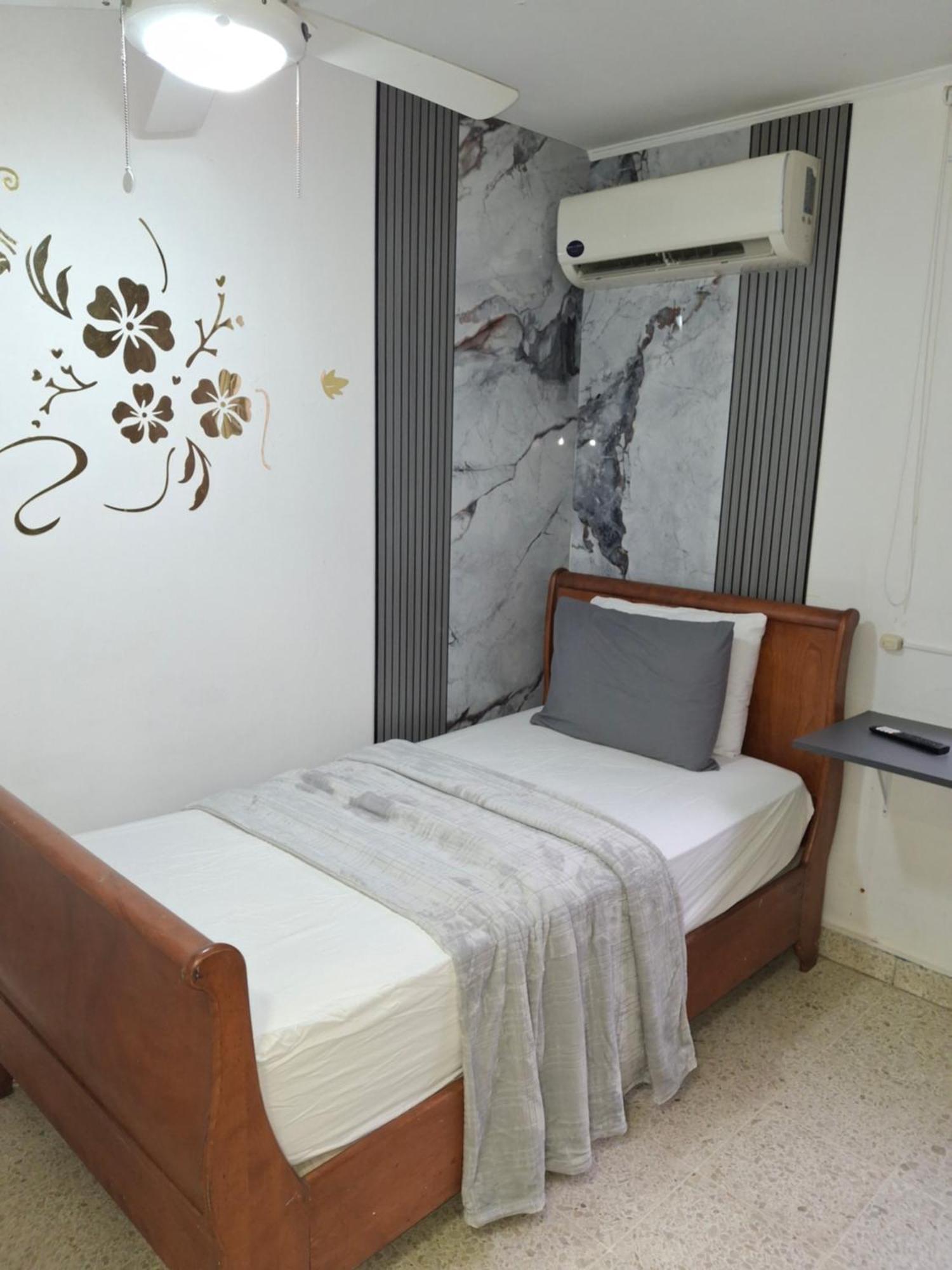 Large Single Room