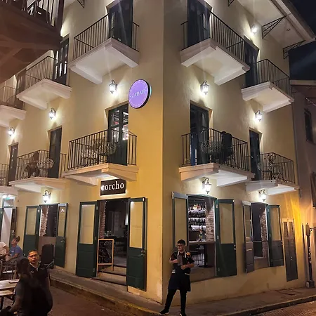 Corcho Rooms-2